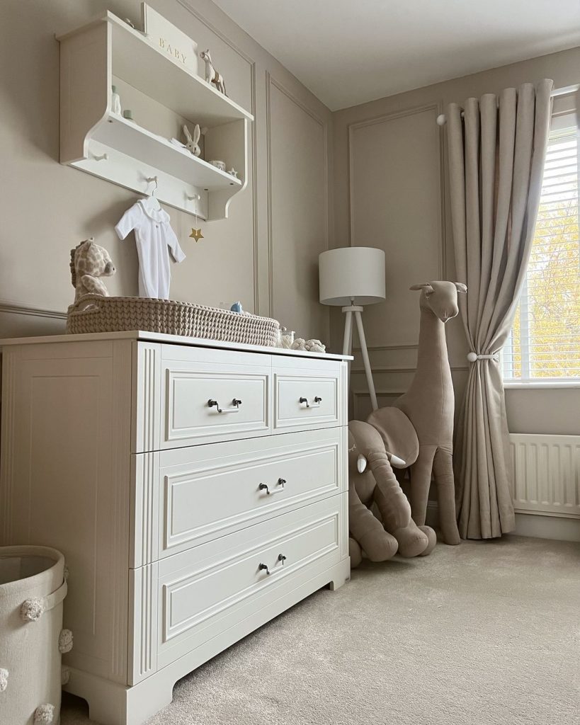 gray tone nursery theme
