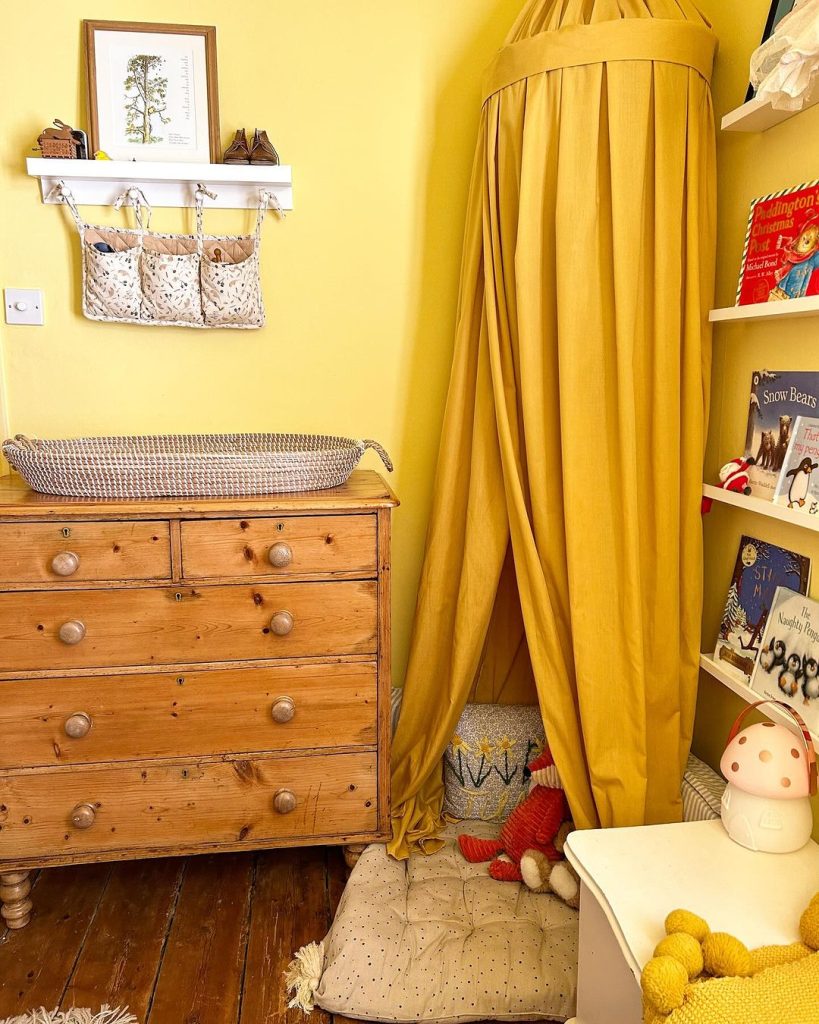 sunny yellow room
