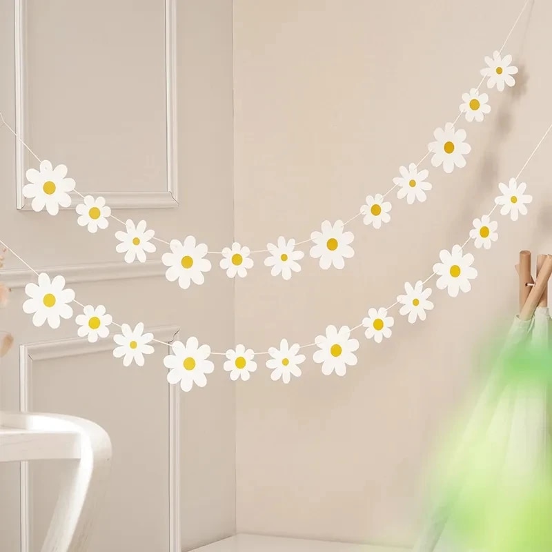 daisy garland